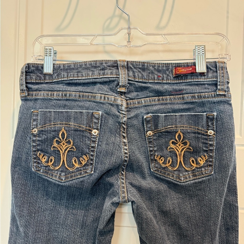 Junior’s 's Bootcut Jeans in Dark Indigo - Picture 5 of 6